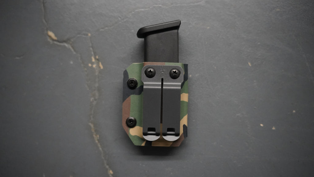 Prototype Ambidextrous Mag Carrier - Woodland
