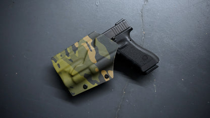 Gambit 2.0 OWB: (L) Glock 9/40, TLR-1, Tropical Multicam